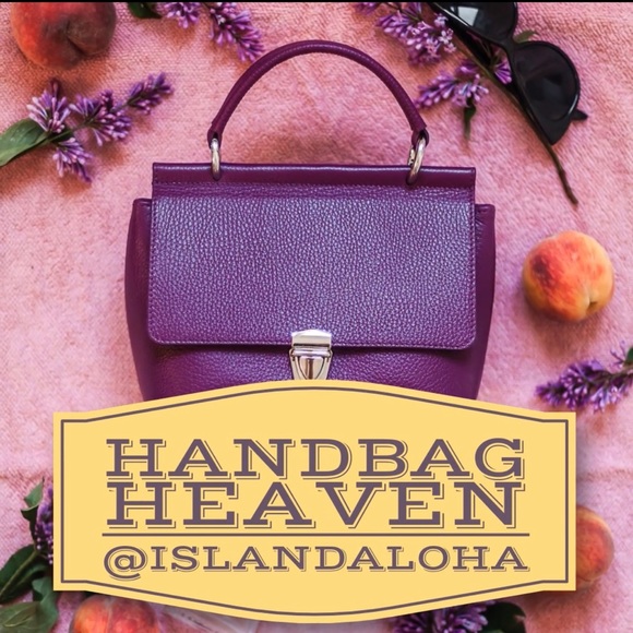 Handbags - READ to find out how I prepare all of my bags for my buyers